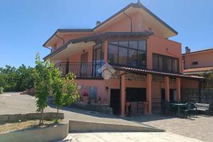 VILLA SINGOLA A SAN FILI