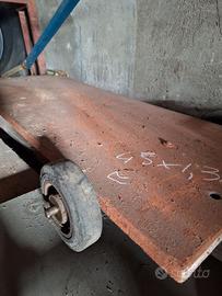 carrello a pianale per movimentazione oggetti 