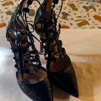 Scarpe decolte' nere in pelle con lacci