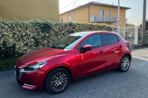 🚗 Mazda 2 Hybrid – Auto praticamente nuova!