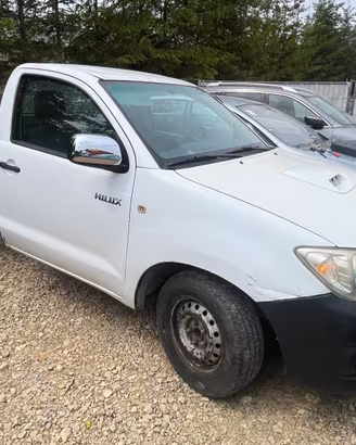 Toyota Hilux 2.5 D-4D 2WD 2p. Pick-up Active