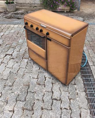 Cucina a gas con vano portabombola