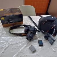 Nikon D5600 con 18-55 VR