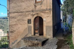 Casetta con terreno abitazione singola