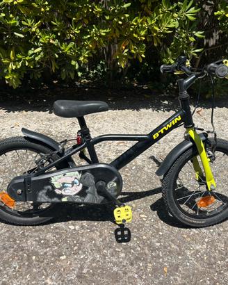 Bicicletta Decathlon 16” dark hero 500