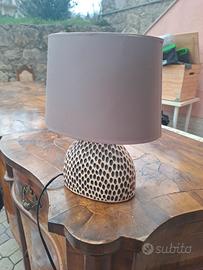 Coppia di lampade in stile moderno