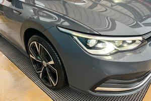Golf 8 style 2.0 150cv