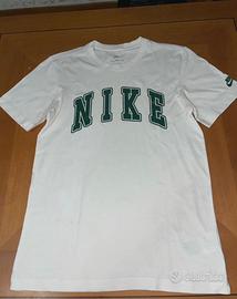 Maglietta Nike uomo taglia S