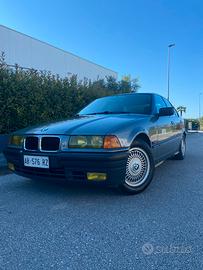BMW E36 318i