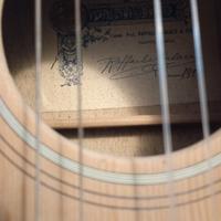 chitarra acustica d'epoca 