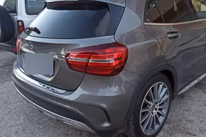 autovettura Mercedes gla 