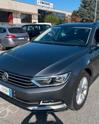 Volkswagen Passat Variant 2.0 TDI DSG Comfortline 