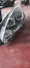 fanale anteriore ford kuga