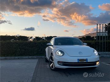 VW Maggiolino 1.6TDI 105cv