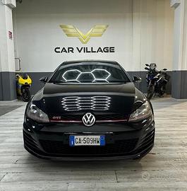 Volkswagen Golf GTI 2.0 TSI 5p. BlueMotion Technol