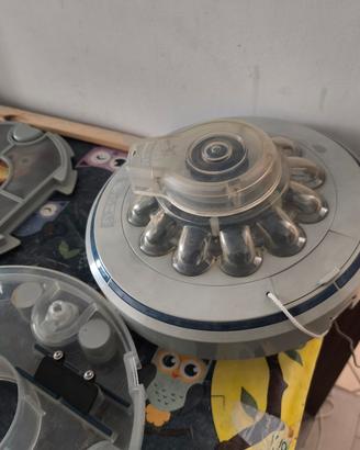 Robot per pulizia piscina  