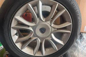 Gomme+Cerchi Lancia Delta 205/55/16