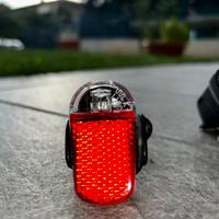 Luce rossa bicicletta