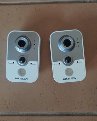 2 Telecamere IP Hikvision Cube 4MP H264