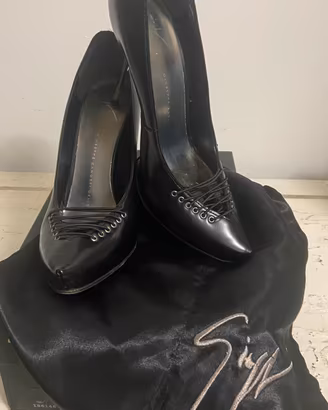 Scarpe bellissime n.  37 e 1/2