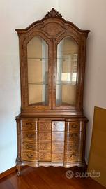 Mobile con vetrina ad angolo vintage