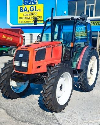 Massey Ferguson 2220 DT
