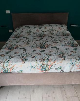 Letto matrimoniale con contenitore e materasso