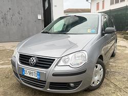 Volkswagen Polo 1.4 5P. 2009 POCHI KM NEOPATENTATI