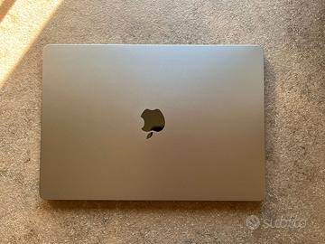 MacBook Air 15” M2 (2023) – 8 GB RAM – 512 GB SSD