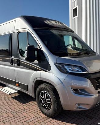 MALIBU van Comfort GT Skyview 640 LE Charming