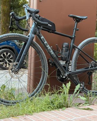Bici Gravel Cube Nuroad Pro taglia XS