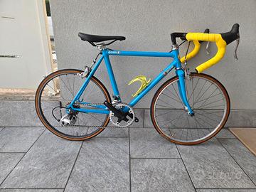 bici da corsa bianchi  giovanissimi bambini 