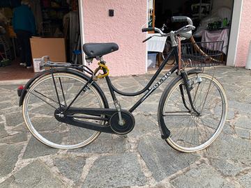 Bicicletta con i freni a bacchetta