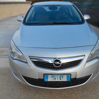Opel Astra 1.7 CDTI 110CV 5 porte Cosmo