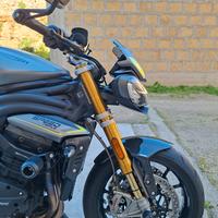 triumph speed triple 1200 rs 