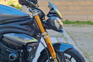 triumph speed triple 1200 rs 