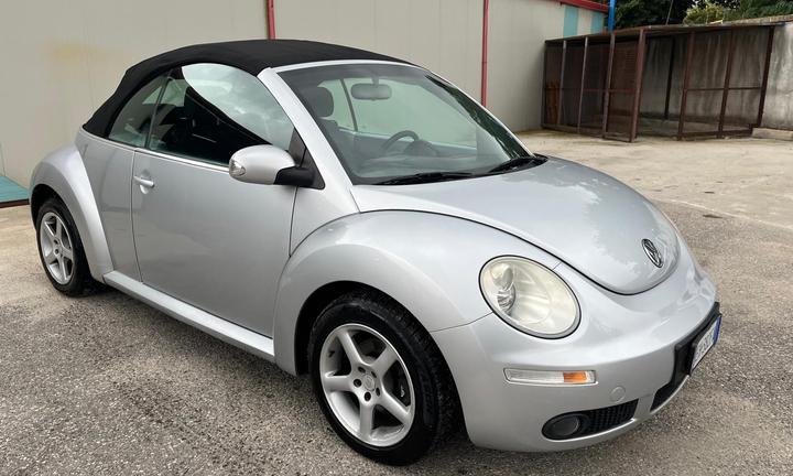 Volskwagen new beetle cabrio-1.9 tdi- full-2006