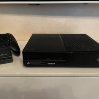 XBOX ONE + 2 controller