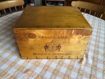 Cassetta vino in legno vintage