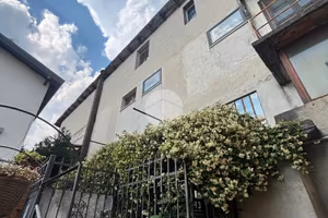 CASA SEMINDIPENDENTE A CENATE SOPRA