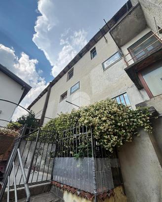 CASA SEMINDIPENDENTE A CENATE SOPRA