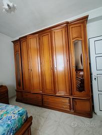 Camera da letto in legno massello 