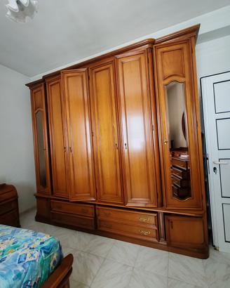 Camera da letto in legno massello 
