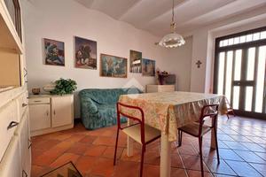 CASA SEMINDIPENDENTE A FOSSATO DI VICO