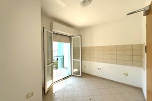 Pari al NUOVO, Bivano con Terrazza e P.Auto