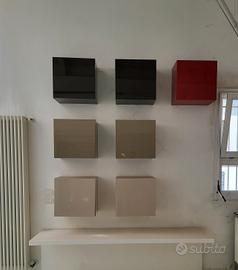 Cubi di DESIGN portatutto legno laminato lucido