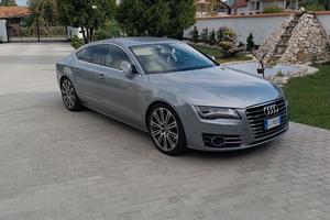 Audi A7.    3000TDI   S Tronic