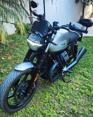 Moto Guzzi V7 850 Stone 2024 