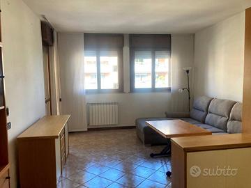 Appartamento di 84 m² con 2 locali e box auto a Mi
