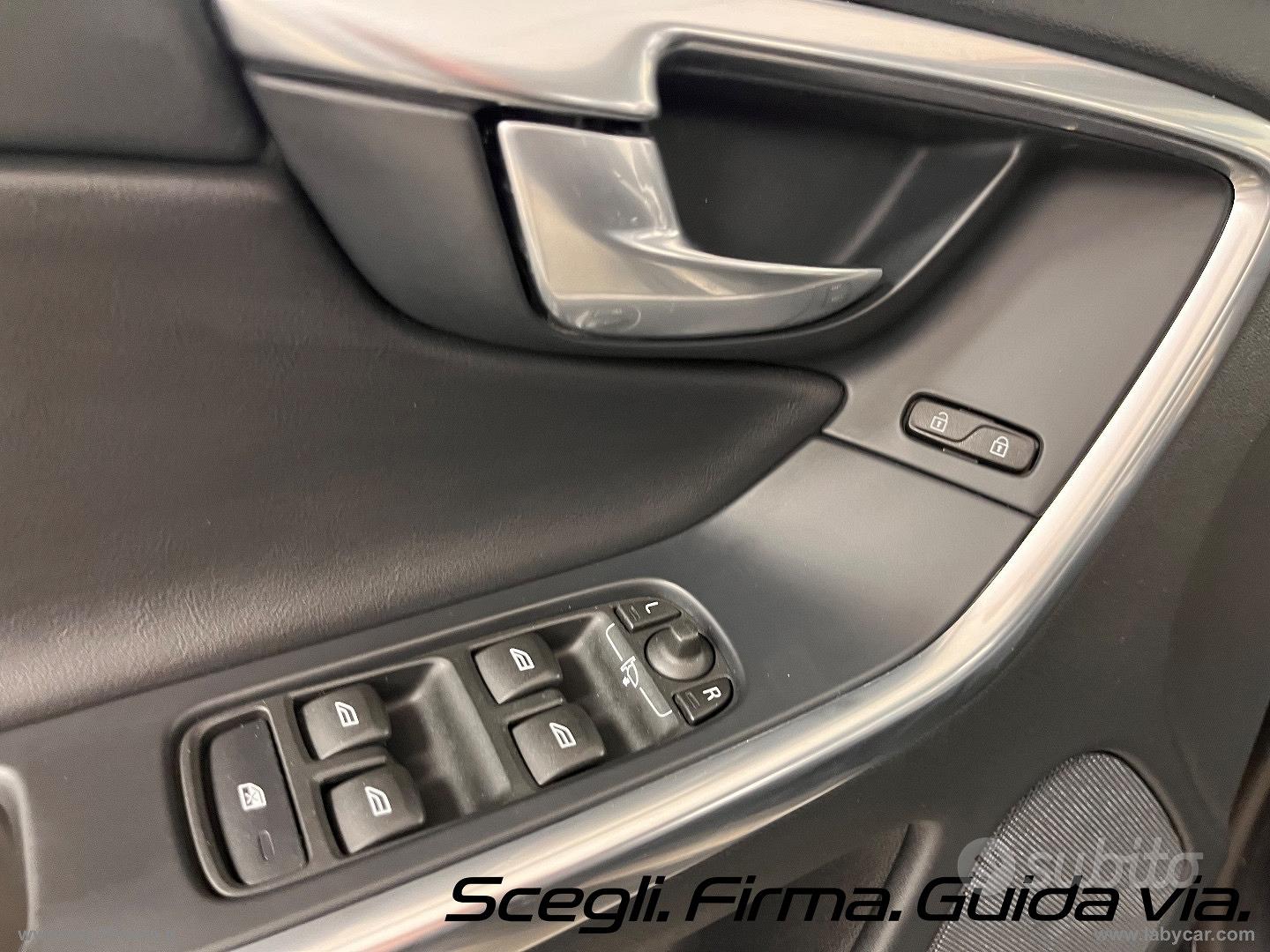 Volvo Xc60 2017 photo 5